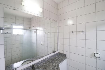 Casa para alugar com 196m², 3 quartos e 2 vagasBanheiro do Quarto 3