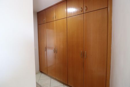 Casa para alugar com 196m², 3 quartos e 2 vagasQuarto 3 - Suíte - Closet