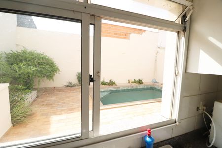 Casa para alugar com 196m², 3 quartos e 2 vagasCozinha