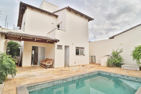 Casa para alugar com 196m², 3 quartos e 2 vagasPiscina