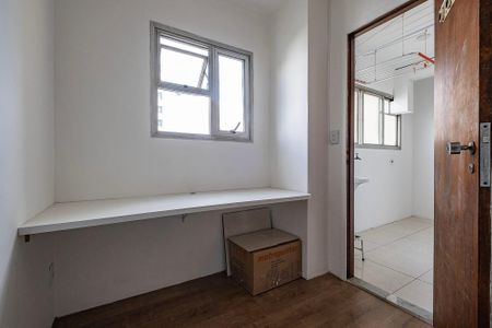 Apartamento para alugar com 119m², 3 quartos e 1 vagaÁrea de Serviço - Quarto