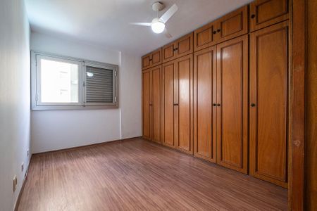 Apartamento para alugar com 119m², 3 quartos e 1 vagaSuíte
