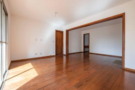 Apartamento para alugar com 119m², 3 quartos e 1 vagaSala