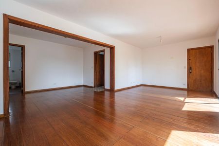 Sala de apartamento para alugar com 3 quartos, 119m² em Alto de Pinheiros, São Paulo