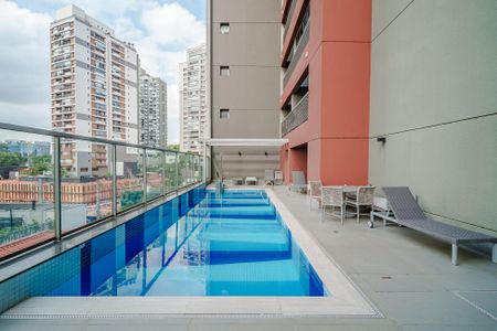 Studio para alugar com 28m², 1 quarto e sem vagaÁrea comum - Piscina