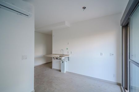 Studio para alugar com 28m², 1 quarto e sem vagaSala/Quarto