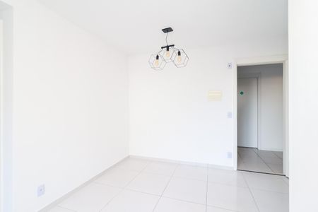 Apartamento para alugar com 42m², 2 quartos e sem vaga Apartamento para alugar com 42m², 2 quartos e sem vagaSala