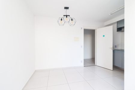 Apartamento para alugar com 42m², 2 quartos e sem vaga Apartamento para alugar com 42m², 2 quartos e sem vagaSala