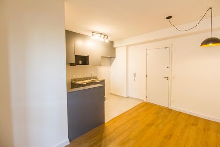 cSala  de apartamento para alugar com 2 quartos, 59m² em Vila Militar, Barueri