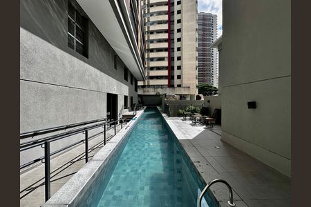 Studio à venda com 26m², 1 quarto e sem vaga Studio à venda com 26m², 1 quarto e sem vagaPiscina