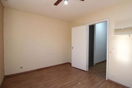 Quarto  de casa para alugar com 3 quartos, 80m² em Jardim Sao Salvador, Taboão da Serra
