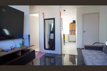 Sala  de apartamento para alugar com 2 quartos, 40m² em Jardim Dona Leopoldina, Porto Alegre