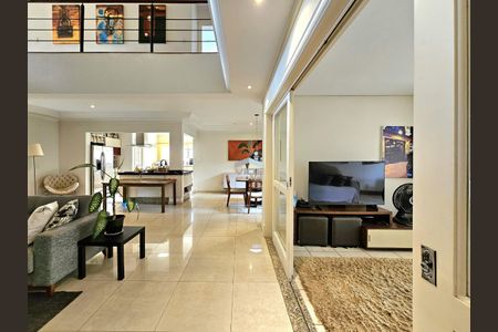 Casa de condomínio à venda com 315m², 4 quartos e 4 vagas
