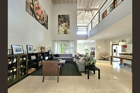 Casa de condomínio à venda com 315m², 4 quartos e 4 vagas