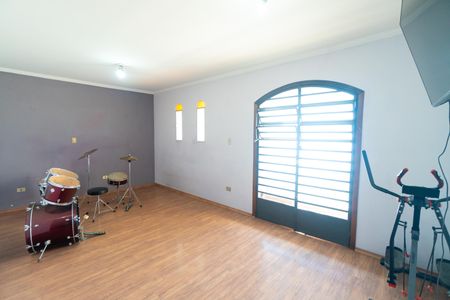 Casa para alugar com 126m², 3 quartos e 2 vagas Casa para alugar com 126m², 3 quartos e 2 vagasQuarto 1
