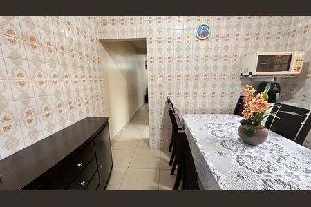 Casa à venda com 200m², 3 quartos e 2 vagas