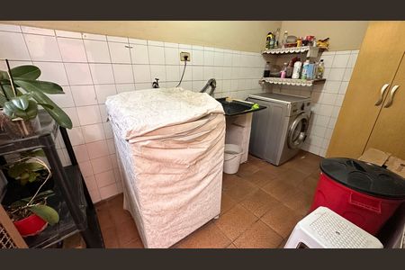 Casa à venda com 200m², 3 quartos e 2 vagas