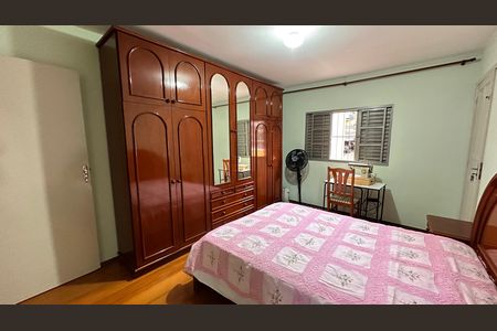 Casa à venda com 200m², 3 quartos e 2 vagas