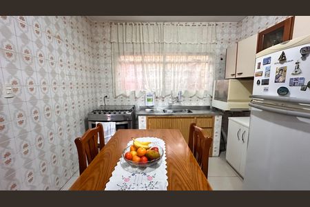 Casa à venda com 200m², 3 quartos e 2 vagas