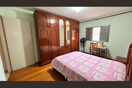 Casa à venda com 200m², 3 quartos e 2 vagas