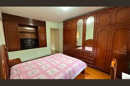 Casa à venda com 200m², 3 quartos e 2 vagas