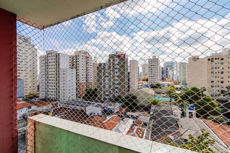 Apartamento à venda com 95m², 3 quartos e 1 vaga Apartamento à venda com 95m², 3 quartos e 1 vagaVaranda