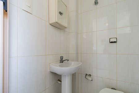 Apartamento à venda com 95m², 3 quartos e 1 vaga Apartamento à venda com 95m², 3 quartos e 1 vagaBanheiro de serviço