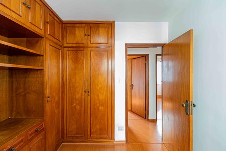 Apartamento à venda com 95m², 3 quartos e 1 vaga Apartamento à venda com 95m², 3 quartos e 1 vagaQuarto 03