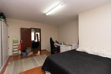 Casa à venda com 800m², 10 quartos e 11 vagas Casa à venda com 800m², 10 quartos e 11 vagasCasa 2 - Studio