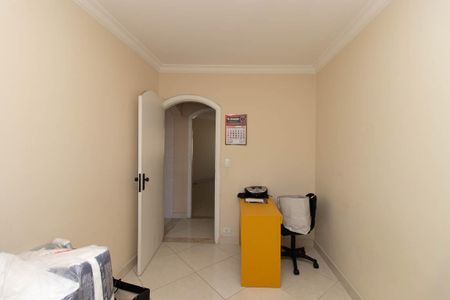 Casa à venda com 800m², 10 quartos e 11 vagas Casa à venda com 800m², 10 quartos e 11 vagasCasa 3 - Quarto