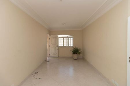 Casa à venda com 800m², 10 quartos e 11 vagas Casa à venda com 800m², 10 quartos e 11 vagasCasa 3 - Sala