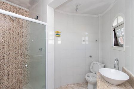 Casa à venda com 800m², 10 quartos e 11 vagas Casa à venda com 800m², 10 quartos e 11 vagasCasa 3 - Banheiro da suíte