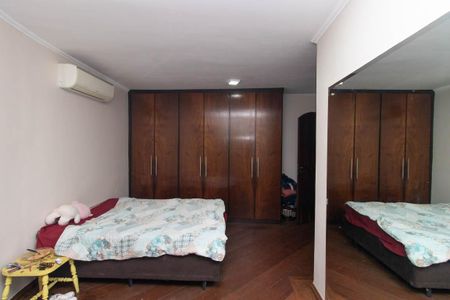 Casa à venda com 800m², 10 quartos e 11 vagas Casa à venda com 800m², 10 quartos e 11 vagasSuíte