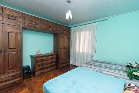 Casa à venda com 800m², 10 quartos e 11 vagas Casa à venda com 800m², 10 quartos e 11 vagasCasa 4 - Quarto
