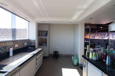 Casa à venda com 800m², 10 quartos e 11 vagas Casa à venda com 800m², 10 quartos e 11 vagasCasa 1 - Área comum