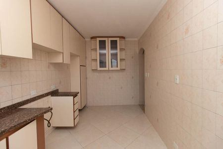 Casa à venda com 800m², 10 quartos e 11 vagas Casa à venda com 800m², 10 quartos e 11 vagasCasa 3 - Cozinha