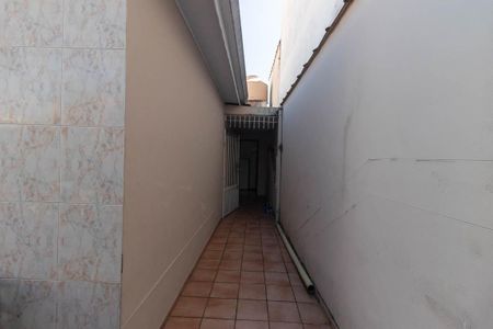 Casa à venda com 800m², 10 quartos e 11 vagas Casa à venda com 800m², 10 quartos e 11 vagasEntrada Casa 4
