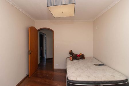 Casa à venda com 800m², 10 quartos e 11 vagas Casa à venda com 800m², 10 quartos e 11 vagasQuarto