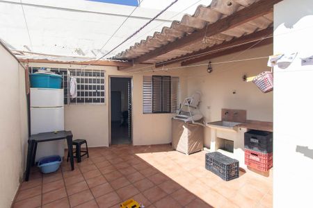 Casa à venda com 800m², 10 quartos e 11 vagas Casa à venda com 800m², 10 quartos e 11 vagasCasa 4 - Quintal e Área de Serviço