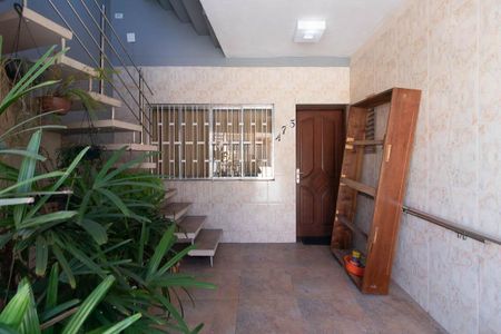 Casa à venda com 800m², 10 quartos e 11 vagas Casa à venda com 800m², 10 quartos e 11 vagasEntrada Casa 2