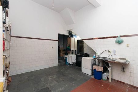 Casa à venda com 800m², 10 quartos e 11 vagas Casa à venda com 800m², 10 quartos e 11 vagasGaragem 1