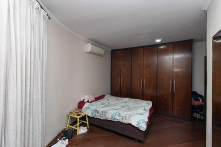 Casa à venda com 800m², 10 quartos e 11 vagas Casa à venda com 800m², 10 quartos e 11 vagasSuíte