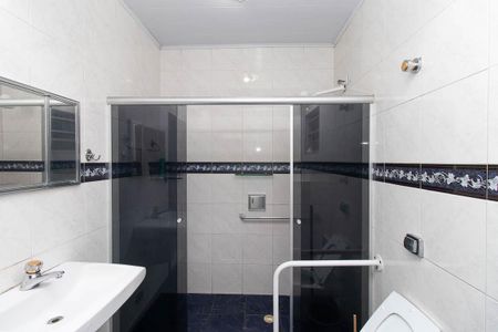 Casa à venda com 800m², 10 quartos e 11 vagas Casa à venda com 800m², 10 quartos e 11 vagasCasa 4 - Banheiro Social