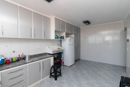 Casa à venda com 800m², 10 quartos e 11 vagas Casa à venda com 800m², 10 quartos e 11 vagasCozinha
