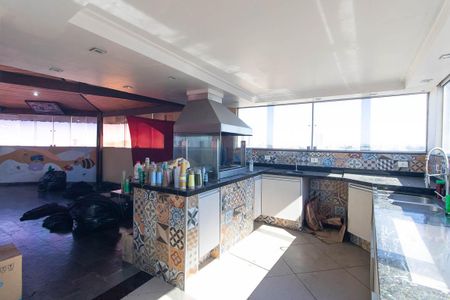 Casa à venda com 800m², 10 quartos e 11 vagas Casa à venda com 800m², 10 quartos e 11 vagasCasa 1 - Área comum