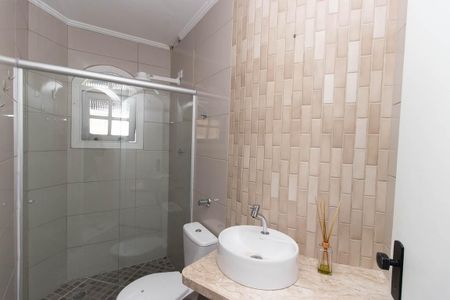 Casa à venda com 800m², 10 quartos e 11 vagas Casa à venda com 800m², 10 quartos e 11 vagasCasa 3 - Banheiro social