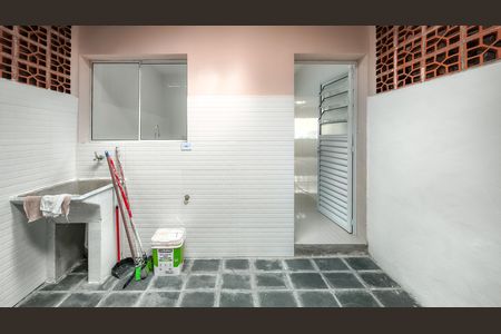 Casa de condomínio para alugar com 58m², 2 quartos e 1 vagaÁrea de Serviço