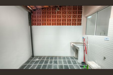 Casa de condomínio para alugar com 58m², 2 quartos e 1 vagaÁrea de Serviço