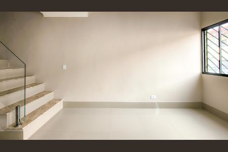 Sala de casa de condomínio para alugar com 2 quartos, 58m² em Vila Constancia, São Paulo