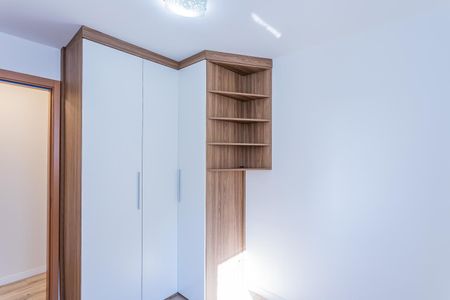 Quarto 1 de apartamento para alugar com 2 quartos, 44m² em Jardim Iris, São Paulo